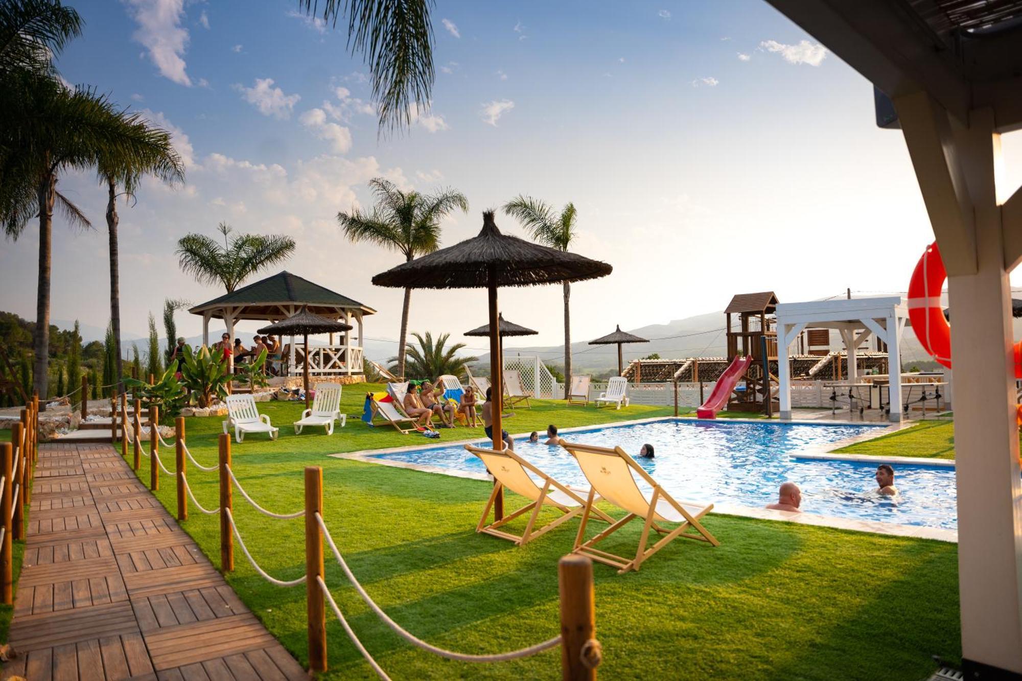 Kampaoh Cova Negra Hotel Marchuquera ภายนอก รูปภาพ